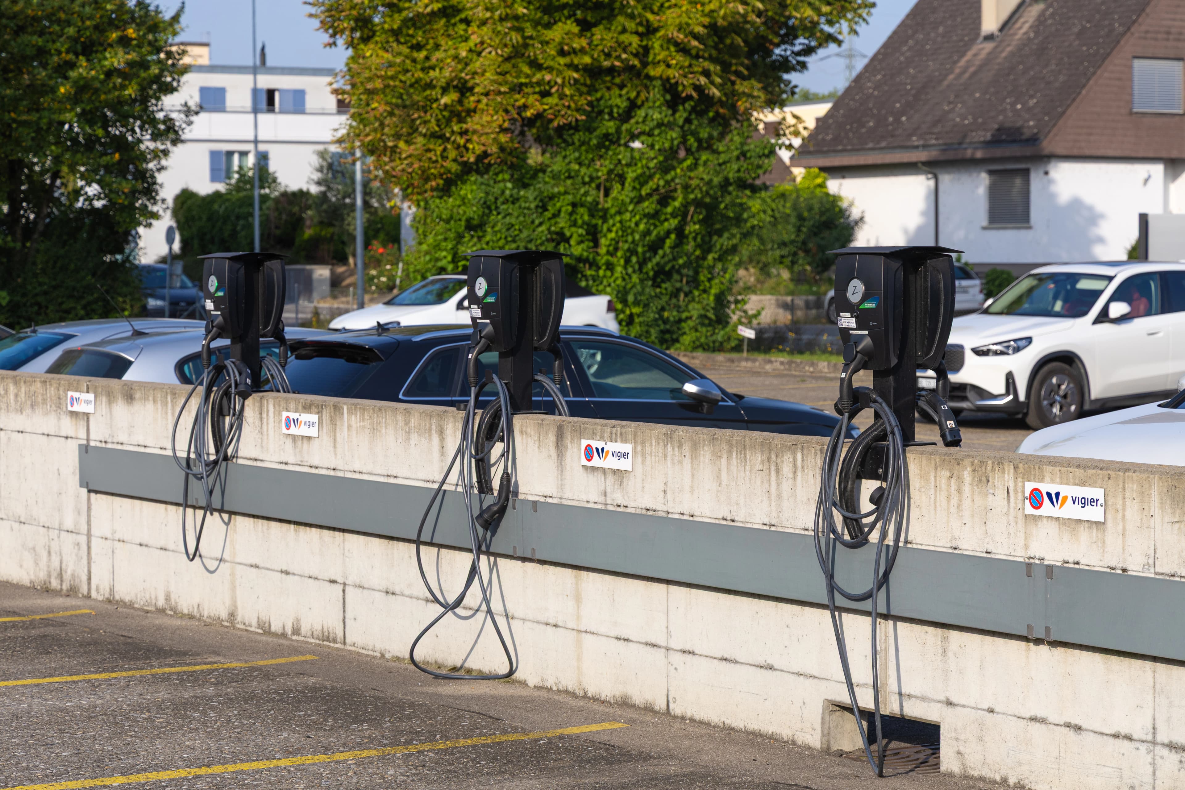 Commercial real estate charging