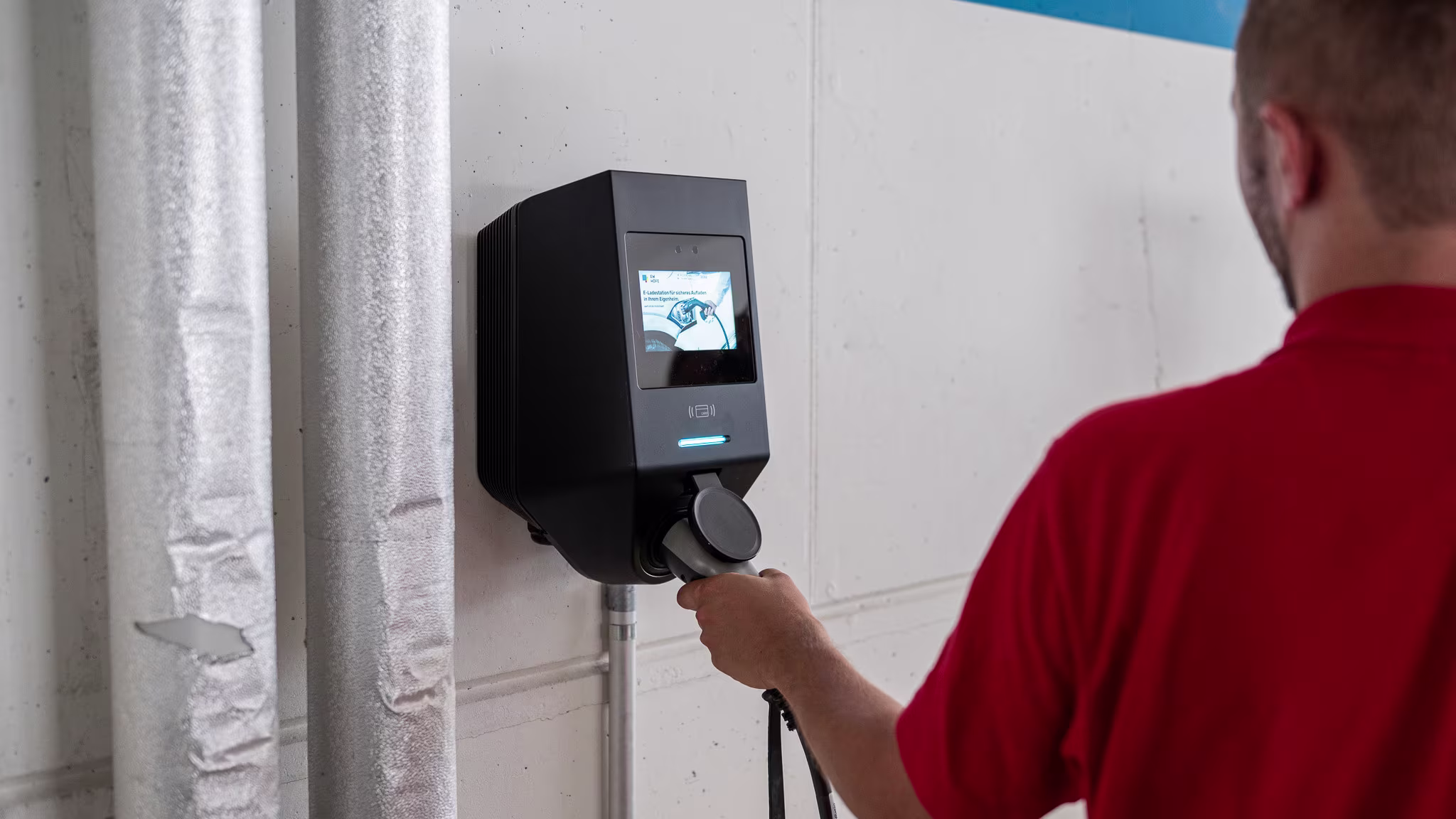 Elecq Biz Ladestation für skalierbare Ladeinfrastrukturen in Wohn- und Gewerbeprojekten
